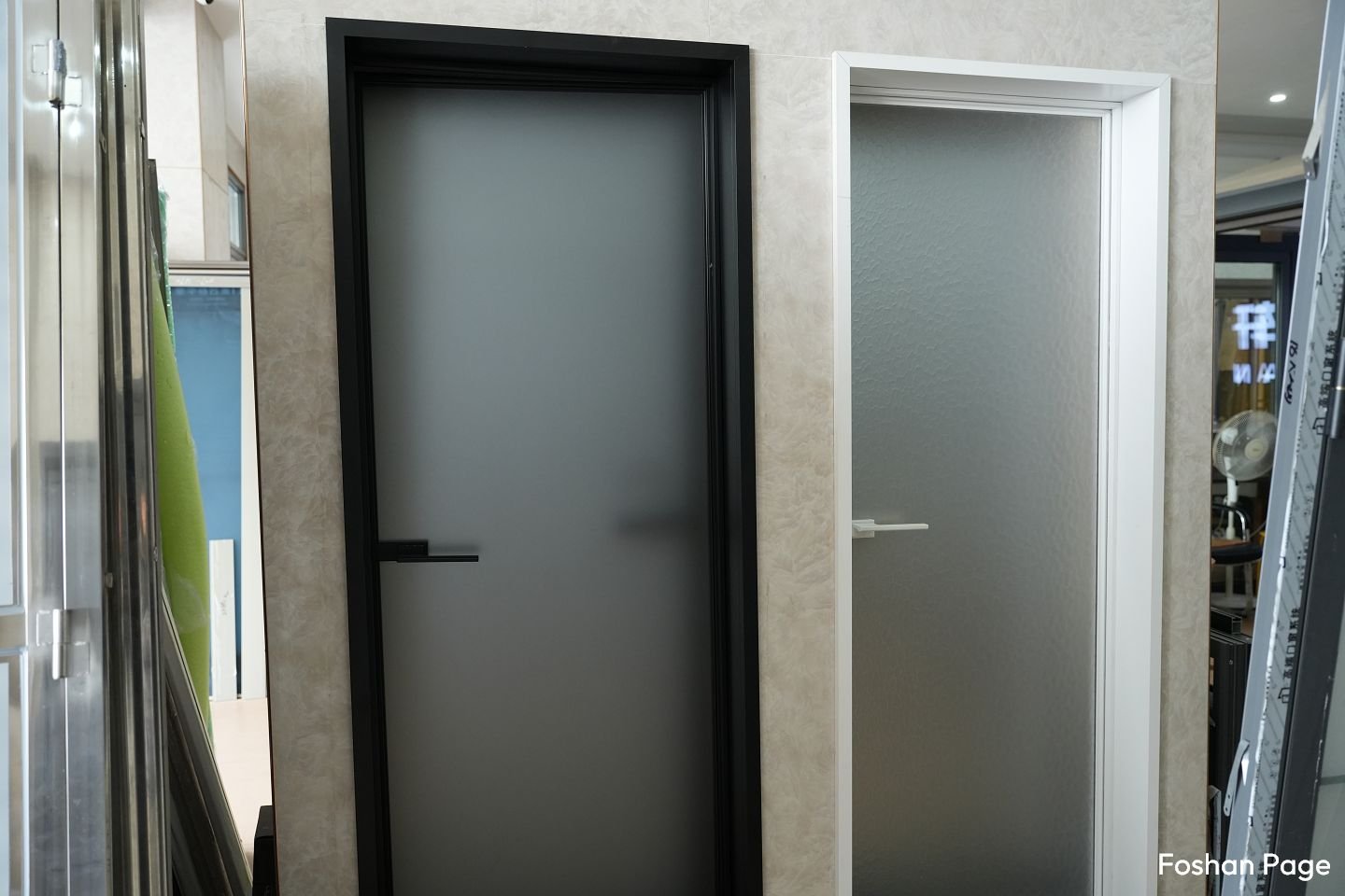 Frosted Glass doors of YAGEXUAN DOORS supplier in Foshan Market
