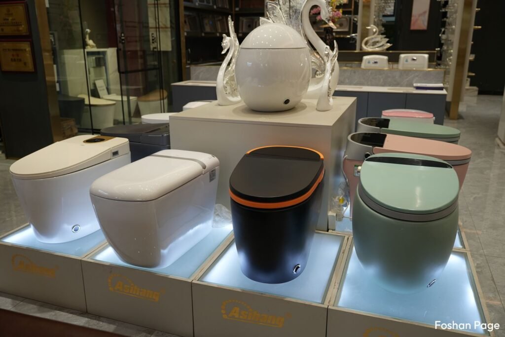 Toilets in the Foshan Sanitary Ware Supplier showroom