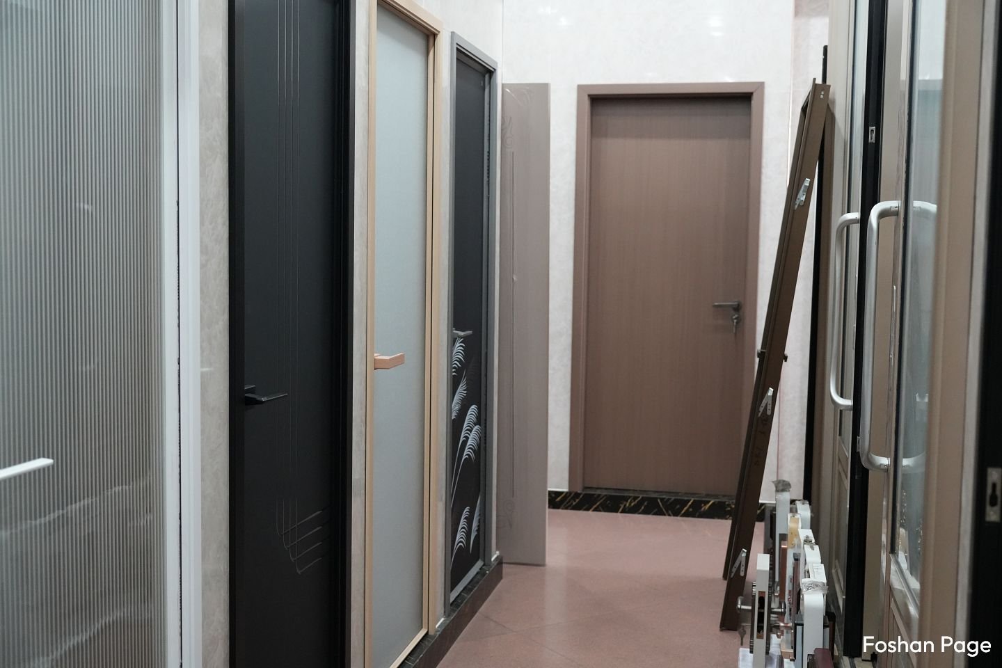 doors displayed of YAGEXUAN DOORS supplier in Foshan Market