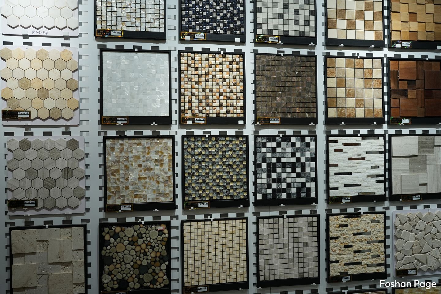 the mosaic tiles of NA CERAMICS in Foshan Casa Market