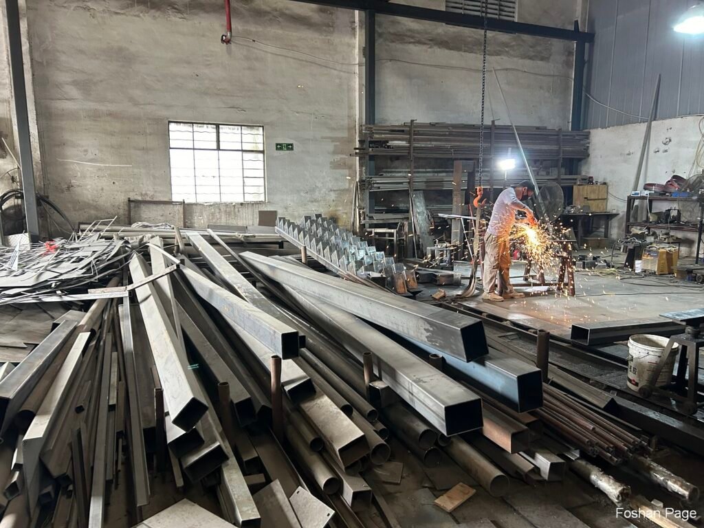 steel-staircase-workshop-foshan